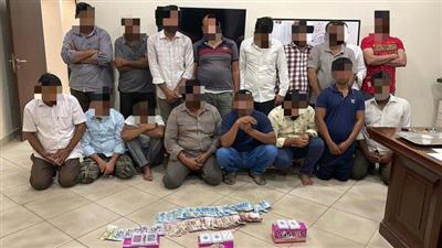 ضبط 18 آسيويًا يمارسون القمار في منزل بالسالمية