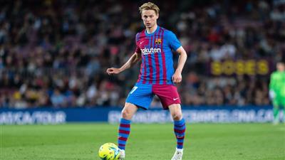 برشلونة يتوصل لاتفاق مع مانشستر يونايتد بشأن انتقال دي يونغ
