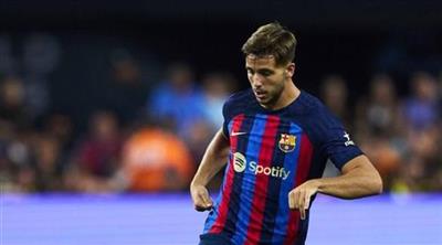 برشلونة يمدد عقد غونزاليس.. ويعيره إلى فالنسيا