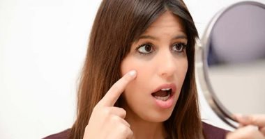 الحليب البارد وصفة طبيعية للتخلص من الهالات السوداء
