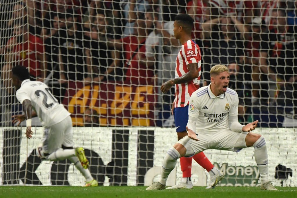 ريال مدريد يتخطى أتلتيكو مدريد ويستعيد الصدارة