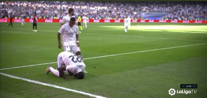 في صور.. ريال مدريد ينتصر و يمتع و يتصدر بعد مباراة رائعة و اهداف جميلة