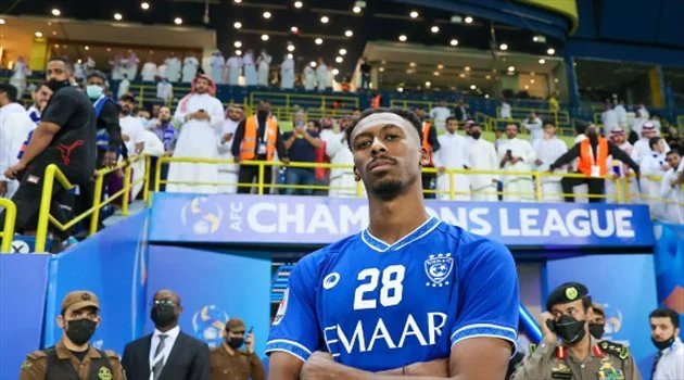 محمد كنو يقترب من العودة إلى الهلال