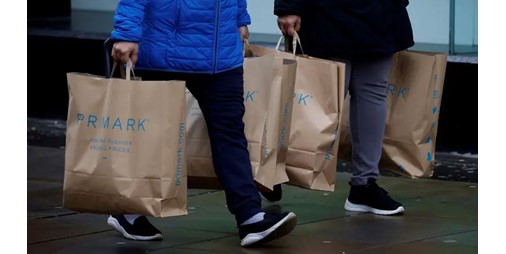 60 % من البريطانيين سيخفضون إنفاقهم في أعياد نهاية العام