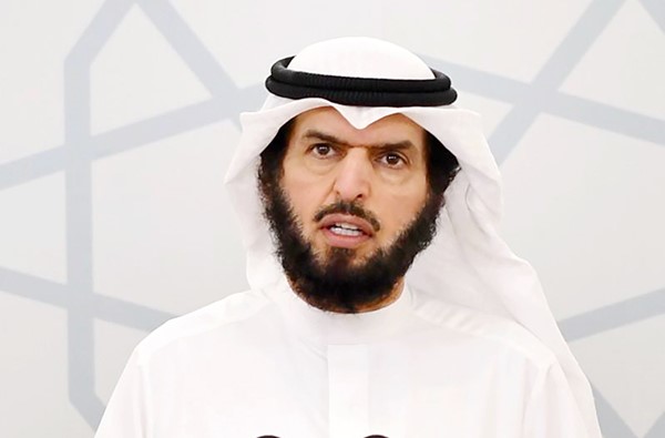 رئيس لجنة الميزانيات والحساب الختامي عادل الدمخي: تم الاتفاق بين اللجنة والحكومة على مبلغ 300 مليون (بدل نقدي) للإجازات
