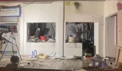 انفجار في فرع النخي والباجلا التابع لجمعية فهد الأحمد نتيجة لتسرب غاز الطبخ