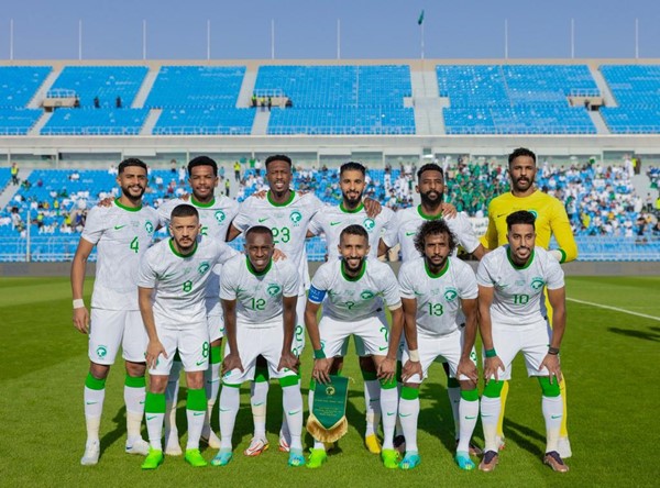 ياسر القحطاني: مجموعة السعودية صعبة.. ومصر والجزائر يستحقان التواجد في المونديال