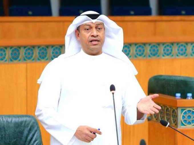 حمد المطر: المقترح يهدف إلى تطوير أعمال المجلس واللائحة تم تعديلها 5 مرات وبالتالي ما نفعله ليس بدعة..وأنا أدعم هذا المقترح وأتمنى الموافقة عليه لتطوير أعمال المجلس ونحن بانتظار برنامج عمل الحكومة