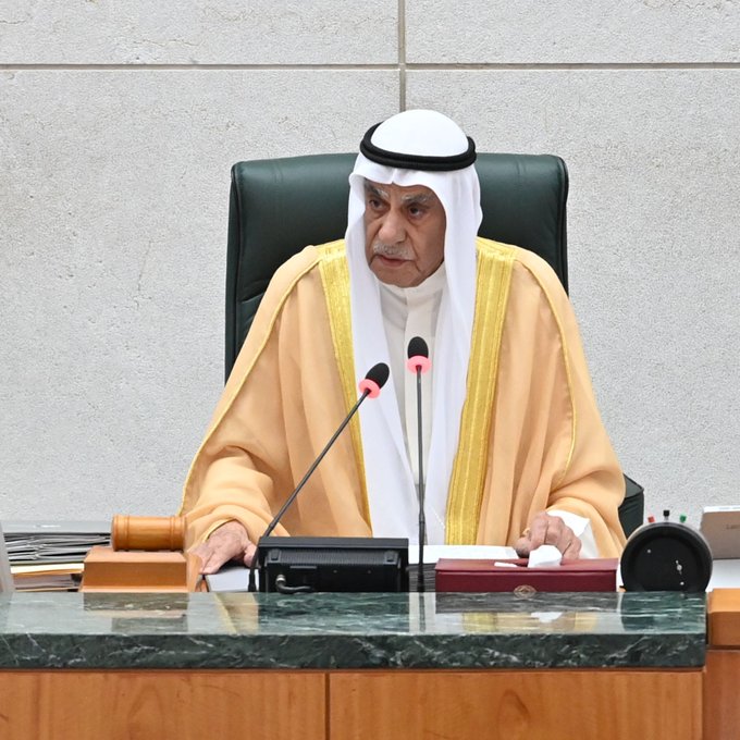 رئيس مجلس الأمة أحمد السعدون ينعى وزير الإعلام السابق محمد ناصر السنعوسي
