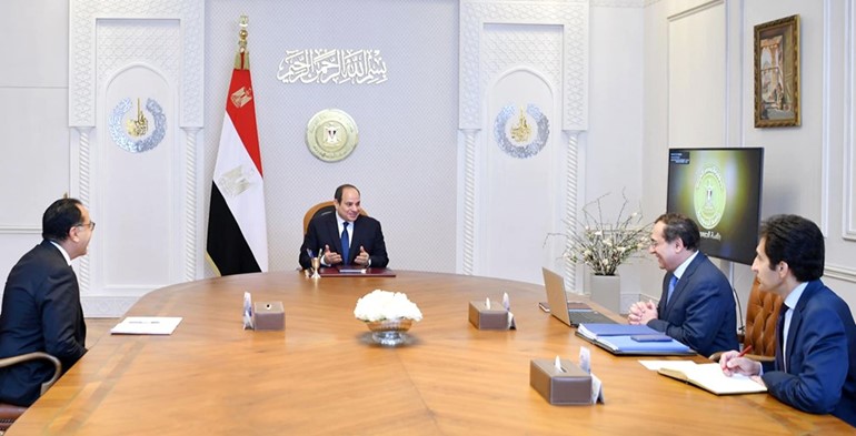 السيسي يوجه بتوسيع رقعة الاستكشافات النفطية