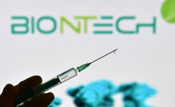 بيونتيك تبدأ اختبار لقاح جديد للملاريا باستخدام الحمض النووي الريبي المرسال
