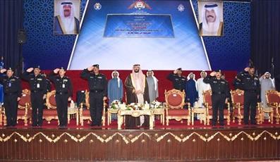 وزير الداخلية يشهد حفل تخريج الدورة السادسة لوكيل أول ضابط