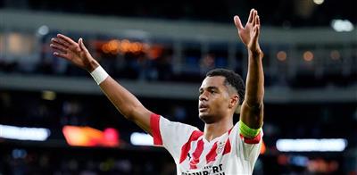 ليفربول الإنجليزي يضم الموهبة الهولندية جاكبو من أيندهوفن