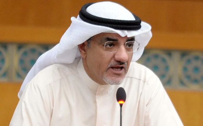 خليل أبل: مافيا الأدوية تضغط ويجب توجيه أموال الاستثمارات نحو الأدوية وجزء من مشكلة الأدوية التركيبة السكانية