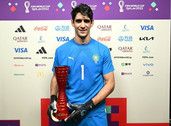 #ياسين_بونو يحصد جائزة #رجل_المباراة #المغرب_البرتغال #كأس_العالم_قطر_2022