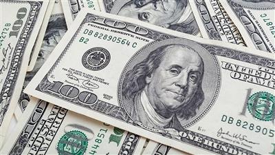 الدولار لأدنى مستوى في نحو 9 أشهر مقابل اليورو