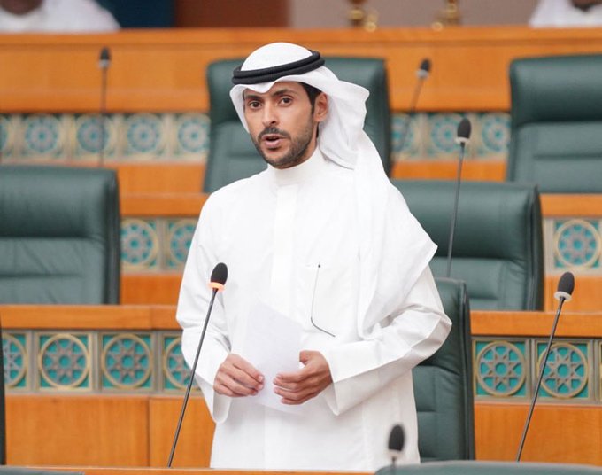 حمد المدلج: من يمثل الأمة لا يهاب الرجوع لها