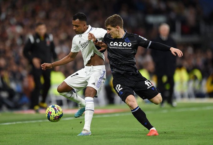 #ريال_سوسيداد يجبر #ريال_مدريد على التعادل و #برشلونة أكبر المستفيدين