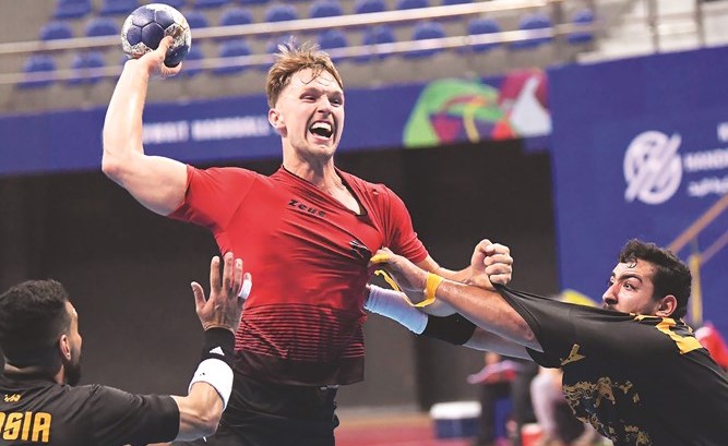 3 مواجهات بممتاز «اليد»