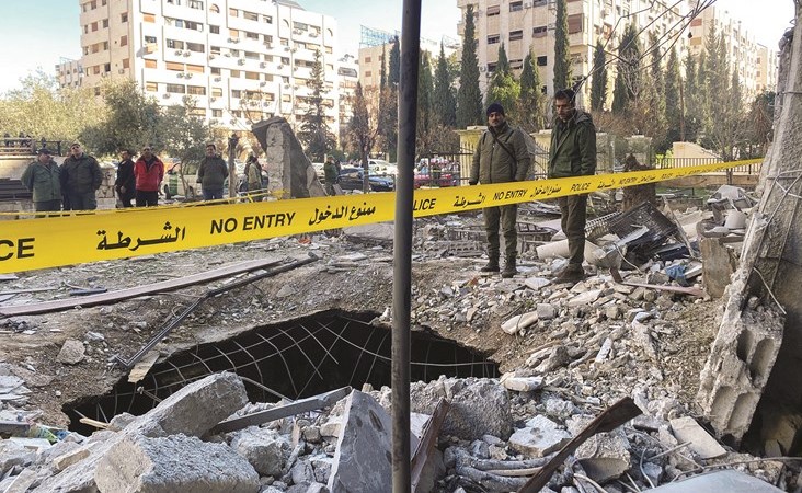 أعنف قصف إسرائيلي لدمشق وغموض حول الأهداف
