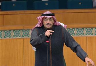 المطير لوزيرة الأشغال: ما خطة الوزارة لمعالجة مشاكل الطرق من حفر وحصى متطاير؟