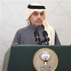 مبارك الحجرف: يبدو أن مجلس إدارة أحد البنوك أقوى من الحكومة