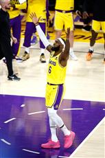 ليبرون جيمس يتجاوز كريم عبدالجبار ويصبح اللاعب الأكثر تسجيلاً للنقاط في تاريخ NBA