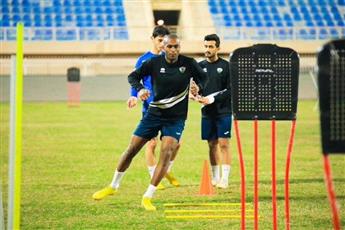 الجهراء يسجل رسميا القطري عبد الكريم حسن في قائمته