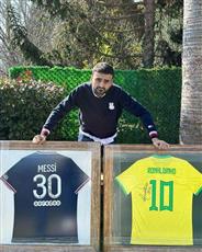 الشيف بوراك يبيع قميصي ميسي ورونالدينيو لدعم المتضررين من الزلزال