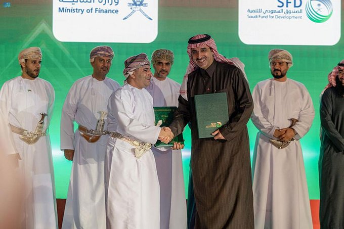 #السعودية و #عُمان توقعان مذكرة تفاهم لتمويل إنشاء منطقة اقتصادية خاصة بـ 320 مليون دولار
