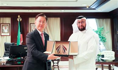 وزير الإسكان والجانب الكوري بحثا تطوير أعمال البنية التحتية للمدن الإسكانية