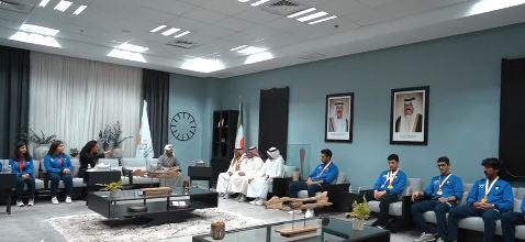 رئيس اللجنة الأولمبية يستقبل لاعبي ولاعبات المبارزة لحصولهم على ميداليات متنوعة