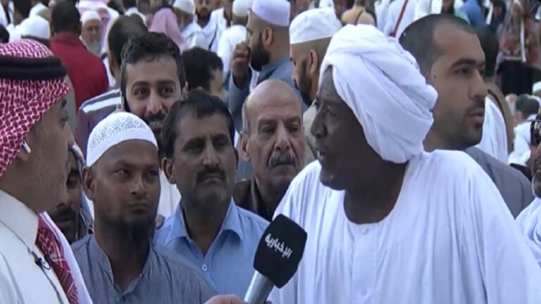 فيديو.. معتمر سوداني يعبر عن فرحته بشهر رمضان