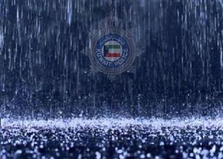 الداخلية: ضرورة اتباع تعليمات رجال الامن بالطريق حال وجود تحويلات بديلة أثناء هطول الأمطار #امطار_الكويت