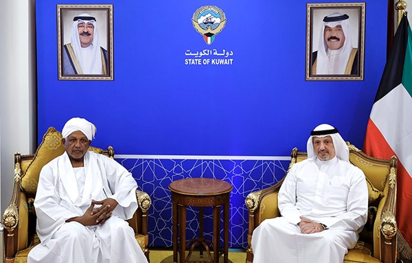 وزير الخارجية يبحث التطورات الراهنة مع رئيس وفد السودان في اجتماع مجلس الجامعة العربية في جدة
