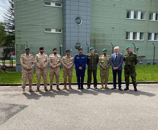 وفد من “قوة الإطفاء” ووزارة الدفاع والحرس الوطني الكويتي يزور مركز التميز في جمهورية التشيك