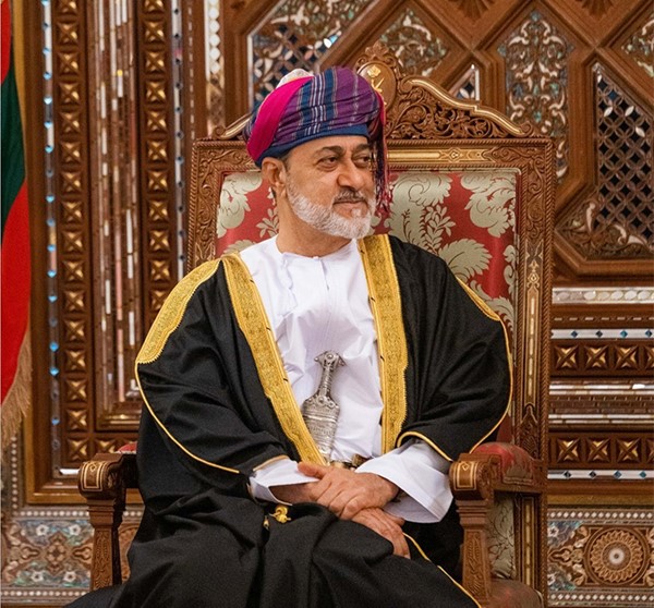 سلطان عمان يأمر بإطلاق صندوق استثماري باسم (صندوق عمان المستقبل) برأسمال ملياري ريال