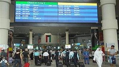 زحام وتكدس شديد في مطار الكويت بسبب البصمة البيومترية