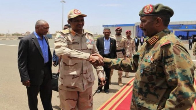 #البرهان يعفي #حميدتي من منصب نائب رئيس #مجلس_السيادة_السوداني