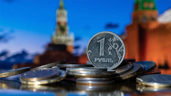 دول أوروبية تحذر: التصرف في أموال روسيا المجمدة ينزع الثقة من أوروبا
