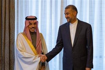 وزير الخارجية السعودي يبحث مع نظيره الإيراني خطوات تنفيذ الاتفاق بين البلدين وتكثيف العمل الثنائي