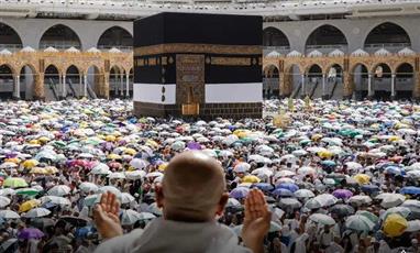 الحجاج المتعجلون يغادرون مكة المكرمة