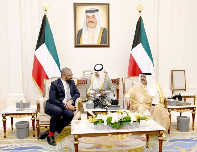 سمو ولي العهد يستقبل وزير الخارجية وشؤون الكومنولث والتنمية في المملكة المتحدة