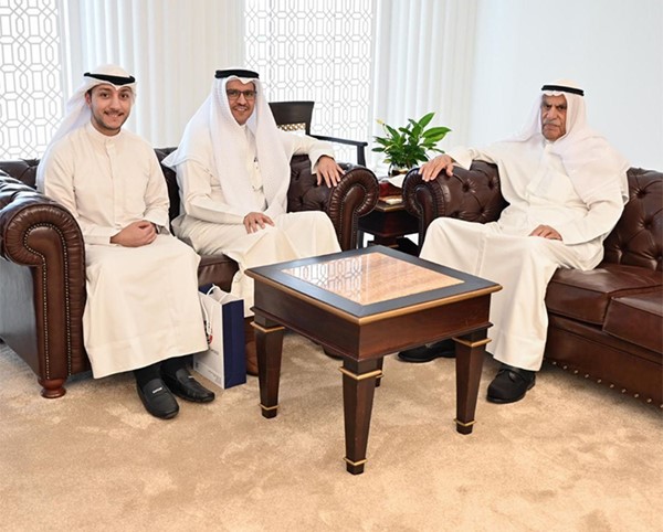 السعدون يستقبل مدير المركز العربي للبحوث التربوية لدول الخليج