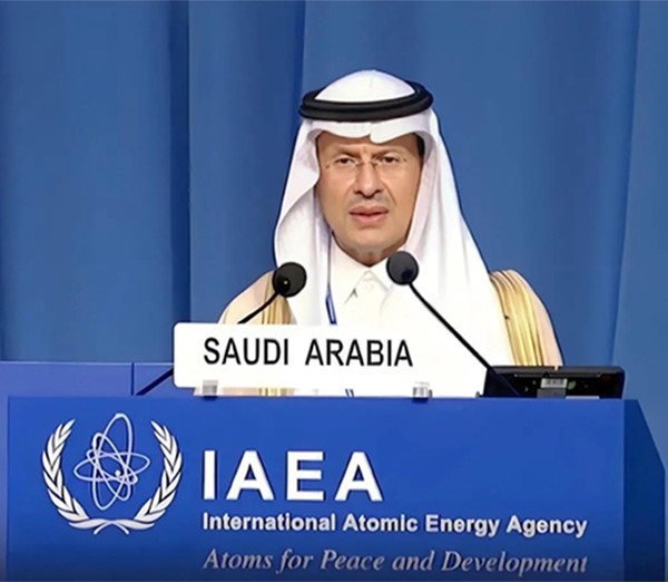 عبدالعزيز بن سلمان: ماضون بمشروع أول محطة للطاقة النووية في السعودية
