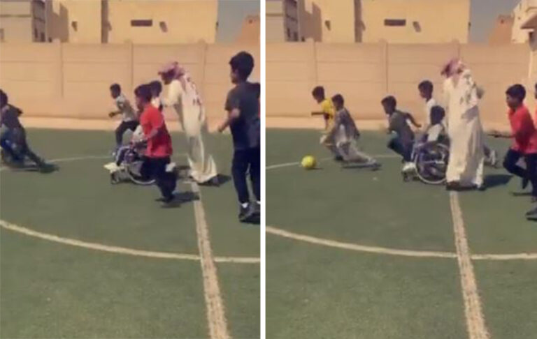 لفتة إنسانية أثارت الإعجاب.. شاهد معلم يدفع طالبًا من ذوي الإعاقة خلال مباراة كرة قدم