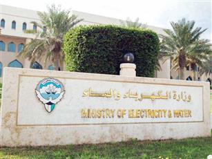 الكهرباء تطلق التيار في مشروع خيطان السكني