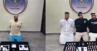 ضبط 21 شخصاً بمخدرات متنوعة وخمور و2 سلاح ناري