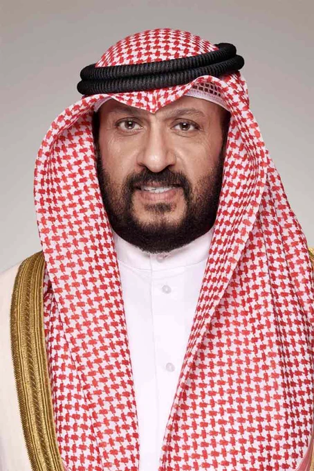 النائب الأول لرئيس مجلس الوزراء ووزير الداخلية يوجّه بترقية 54 ضابطاً بـ«الإطفاء»من «مقدم» إلى «عقيد»