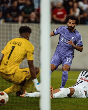 #ليفربول و #روما يستهلان مشوارهما بـ #الدوري_الأوروبي بالانتصار والنقاط الثلاث